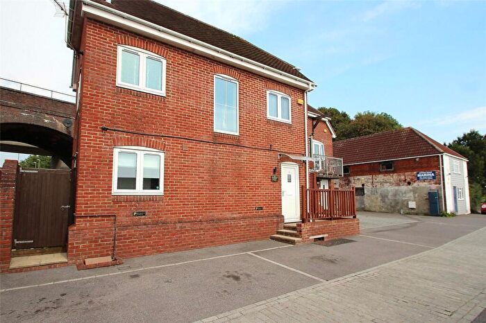 3 Bedroom Detached House To Rent In Upper Wharf, Fareham, Hampshire, PO16