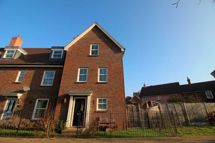 4 Bedroom Semi-Detached House To Rent In Peter Taylor Avenue, Bocking, CM7