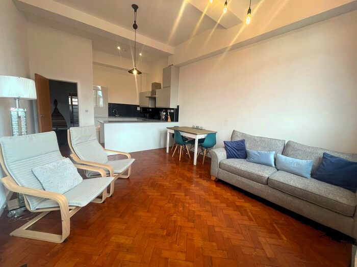 2 Bedroom Flat To Rent In Smythen Street, Exeter, EX1