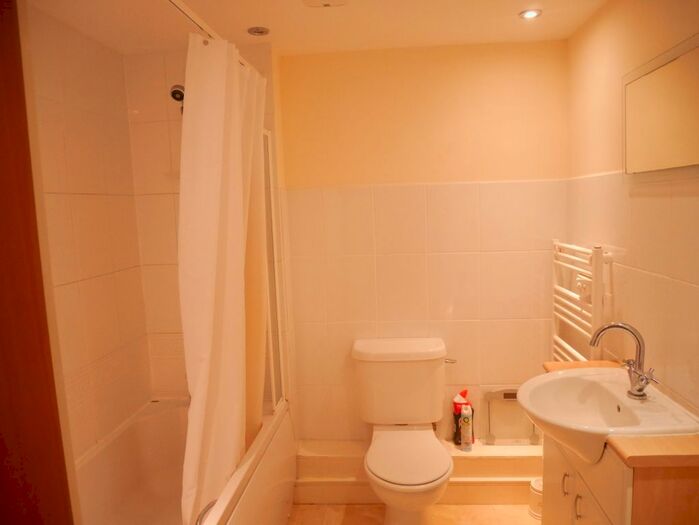 1 Bedroom Flat To Rent In Rozel House, Birnbeck Road, Weston-Super-Mare, BS23