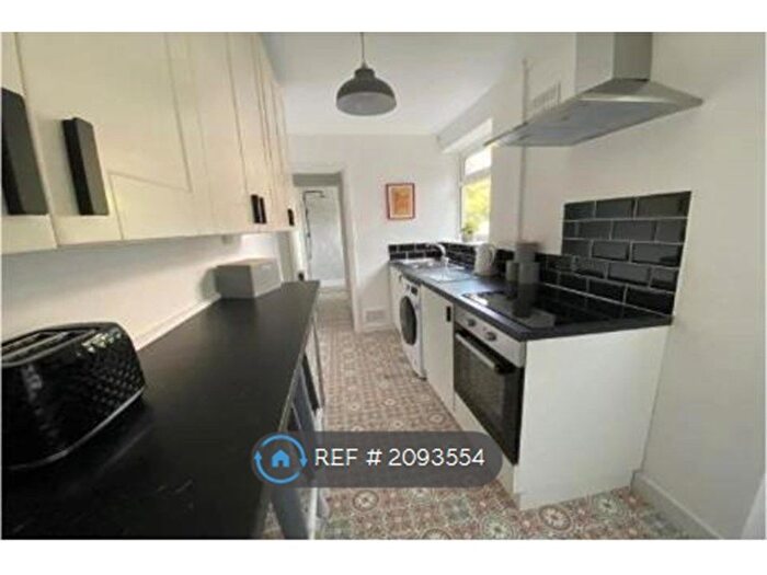 4 Bedroom Terraced House To Rent In Queens Road, Beeston, Nottingham, NG9