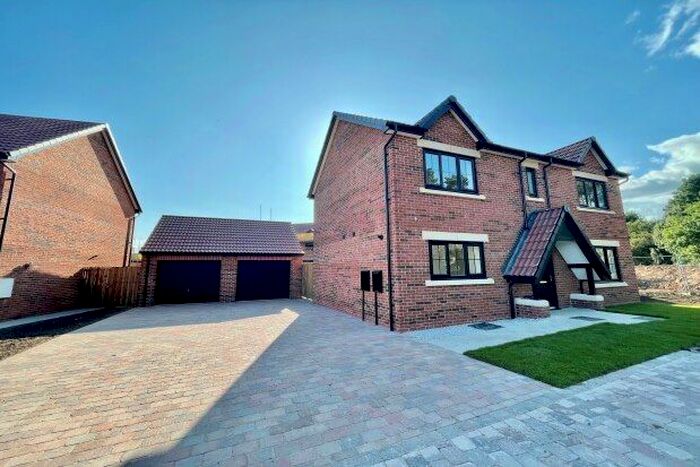 4 Bedroom Detached House To Rent In Briefly Wood Place, Billingham, TS22