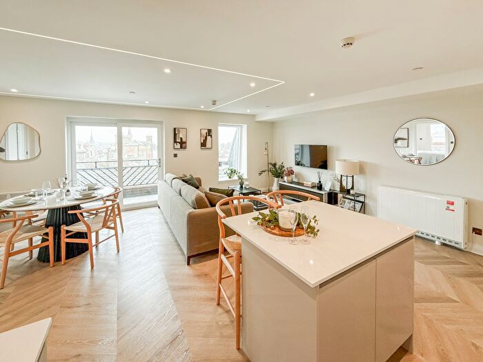 2 Bedroom Flat To Rent In Princes Street, Dorchester, DT1