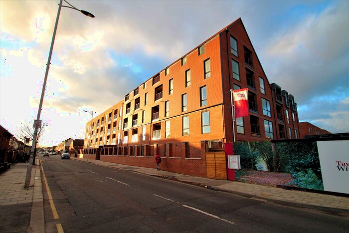 1 Bedroom Flat To Rent In Flat, Sonar House, Marine Crescent, Ilford, IG6