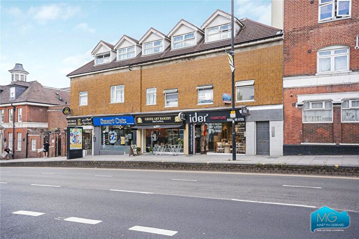 1 Bedroom Flat To Rent In High Street, High Barnet, Hertfordshire, EN5