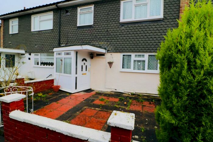 3 Bedroom Terraced House To Rent In Bygrove, Croydon, CR0