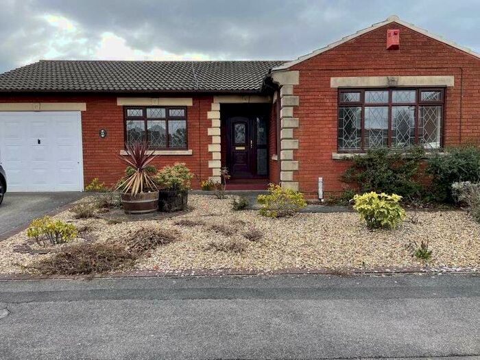 3 Bedroom Property For Sale In Eastbury Close, Stockton On Tees, TS17