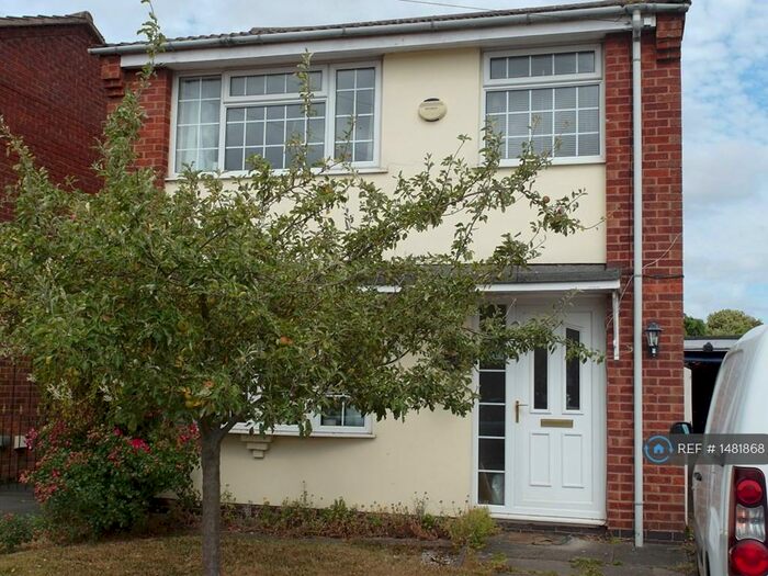 3 Bedroom Detached House To Rent In Lupin Close, Burbage, Hinckley, LE10