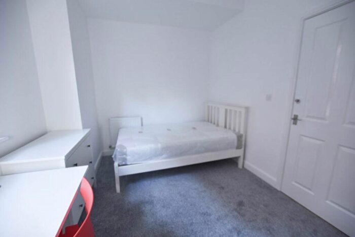 4 Bedroom Apartment To Rent In London Road, Leicester, LE2