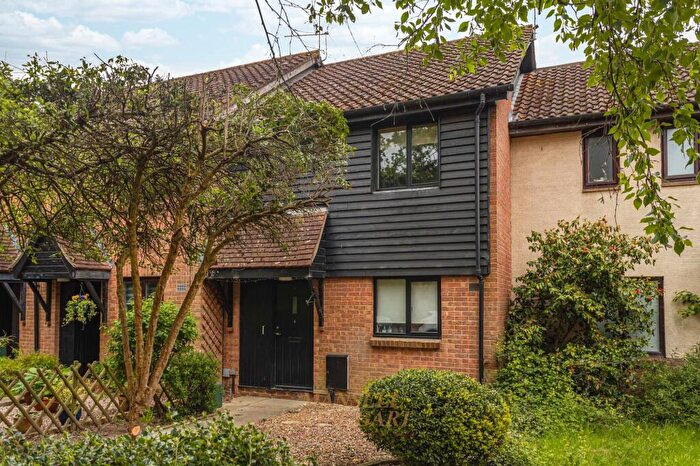 3 Bedroom Terraced House To Rent In Oaklands, Horley, RH6