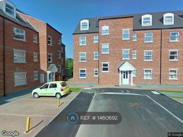 2 Bedroom Flat To Rent In Willow Tree Close, Lincoln, LN5