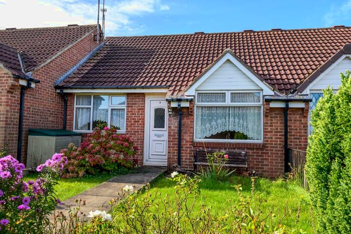 2 Bedroom Bungalow For Sale In Kelcbar Way, Tadcaster, LS24