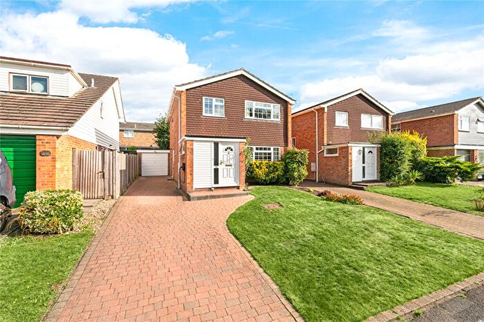 4 Bedroom Detached House For Sale In Gainsborough Drive, Ascot, Berkshire, SL5