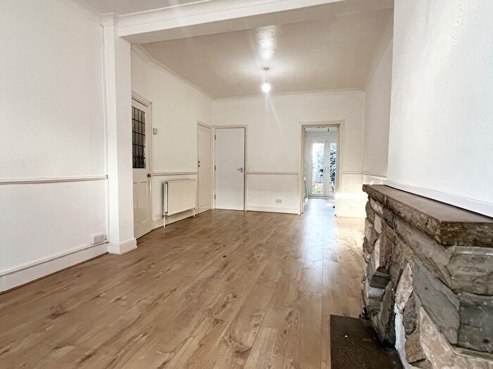 2 Bedroom Terraced House To Rent In Huxley Road, Edmonton, N18