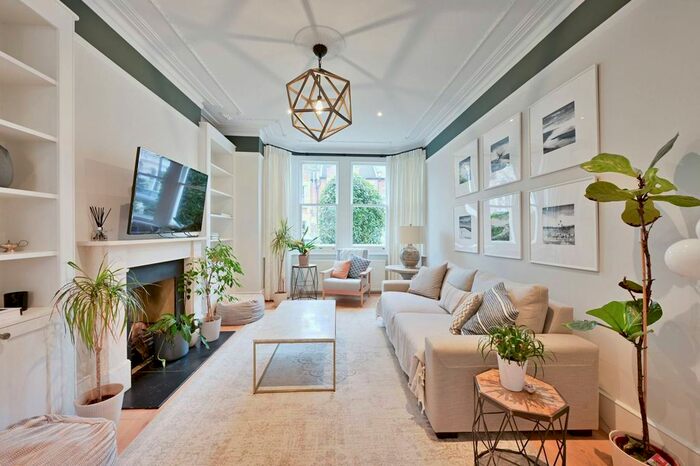 4 Bedroom Terraced House To Rent In Southdean Gardens, Southfields, London, SW19