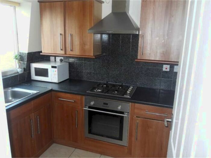 2 Bedroom Flat To Rent In A, Northolt Road, HA2