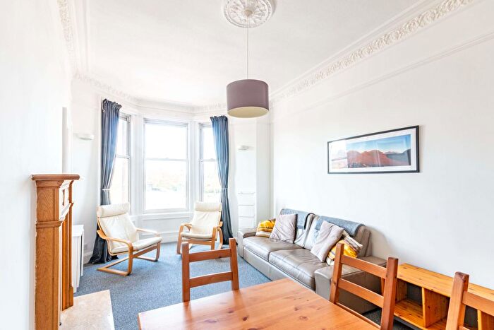 2 Bedroom Flat To Rent In / Lochend Road, Edinburgh, EH6