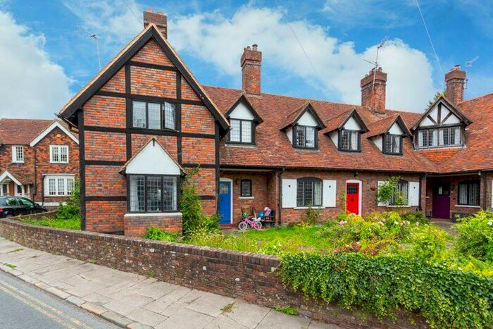 2 Bedroom House To Rent In Missenden Road, Chesham, HP5