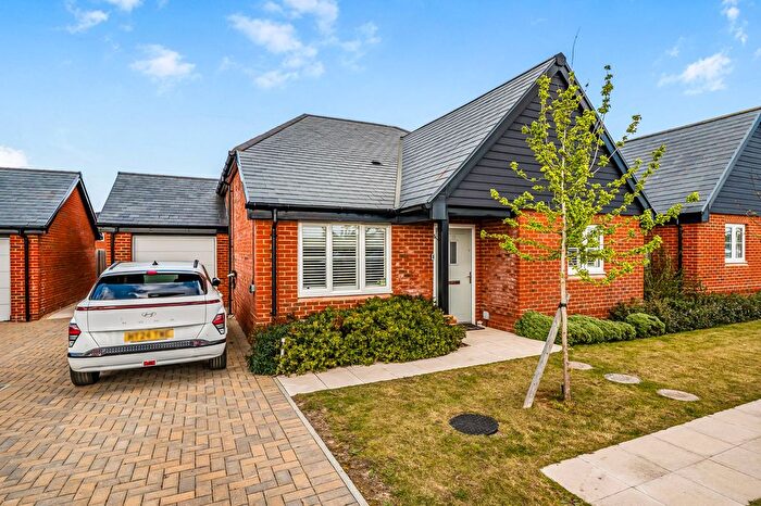 3 Bedroom Detached Bungalow For Sale In Summer Lane, Pagham, Bognor Regis, PO21