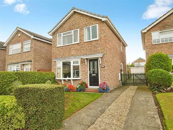 3 Bedroom Detached House For Sale In Wheatley Drive, Haxby, York, YO32