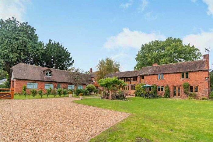 3 Bedroom Detached House For Sale In Martley, Worcestershire, WR6