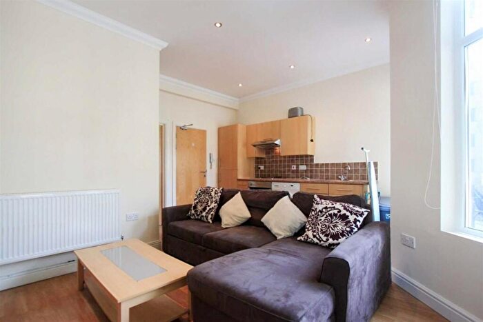 1 Bedroom Flat To Rent In Connaught Road, Roath, CF24