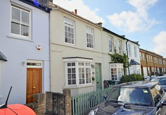 2 Bedroom Terraced House To Rent In Archway Street, Barnes, SW13