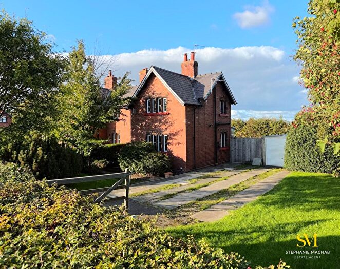 2 Bedroom Semi-Detached House For Sale In Lord Sefton Way, Great Altcar, Liverppol, L37