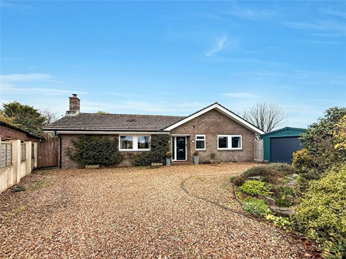 4 Bedroom Bungalow For Sale In High Bullen, Torrington, Devon, EX38