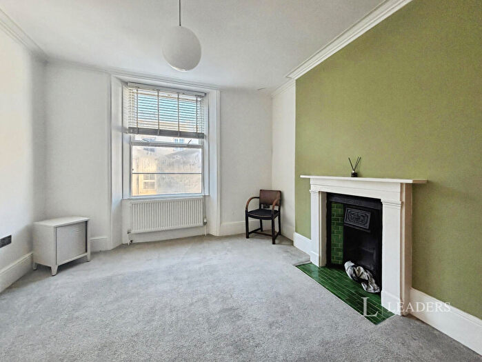 1 Bedroom Flat To Rent In Grafton Street, Brighton, East Sussex, BN2