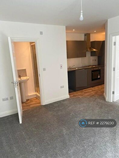 Studio To Rent In Whitehall Street, Rochdale, OL16