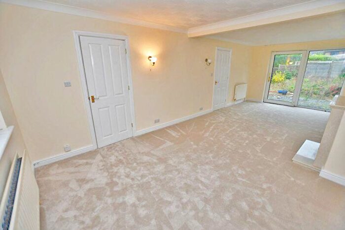 2 Bedroom Bungalow For Sale In Trapfield Close, Maidstone, ME14