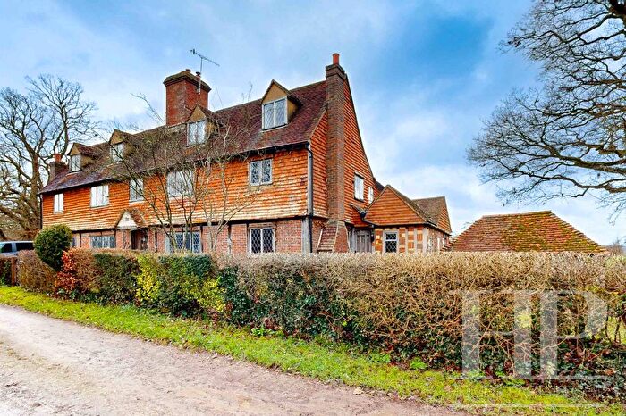 3 Bedroom End Terrace House To Rent In Somerden Green, Chiddingstone, TN8