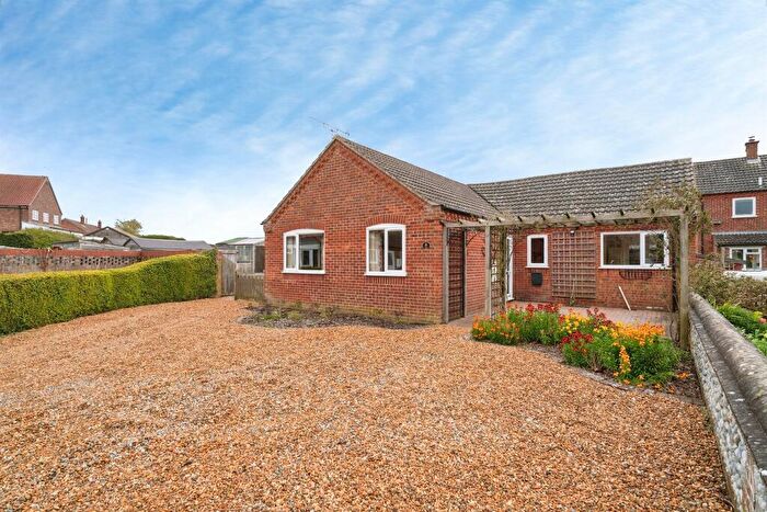2 Bedroom Detached Bungalow For Sale In The Cornfield, Langham, Holt, NR25