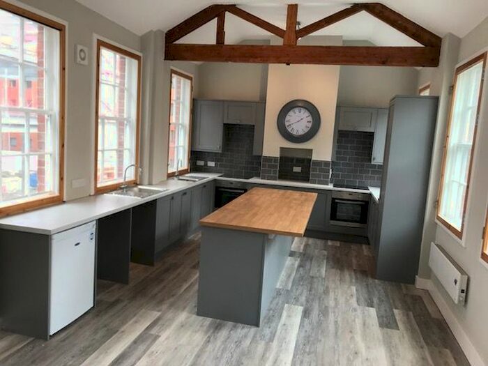 8 Bedroom Flat To Rent In Arley Street, Sheffield, S2