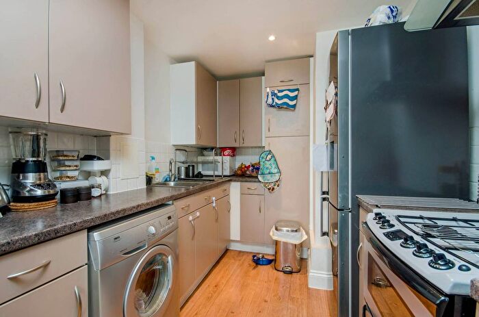 1 Bedroom Flat To Rent In St Pancras Way, St Pancras, London, NW1