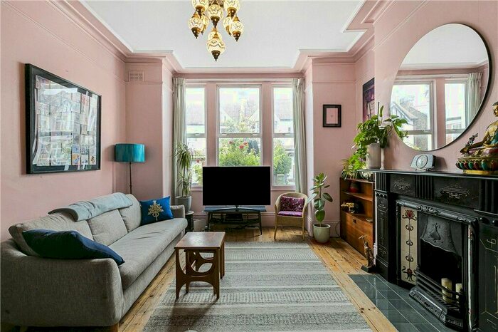 4 Bedroom Terraced House To Rent In Dumbarton Road, London, SW2