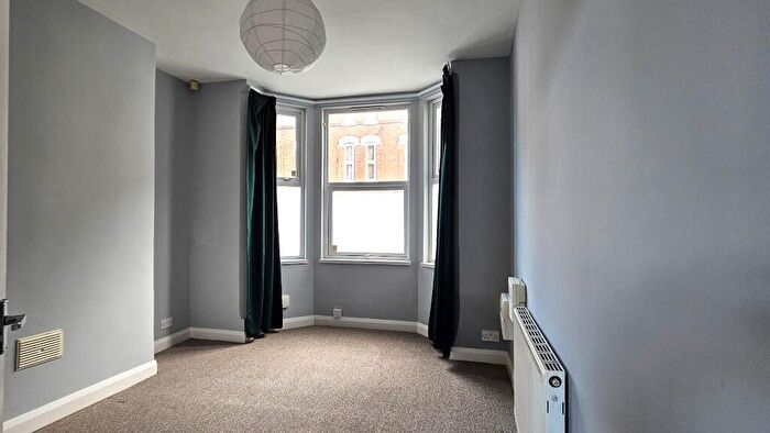 Studio To Rent In Maples Street, Nottingham, Nottinghamshire, NG7