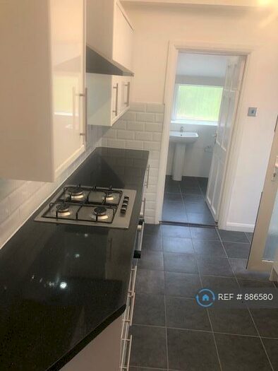 4 Bedroom Terraced House To Rent In Liverpool Road, Reading, RG1