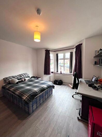 7 Bedroom Semi-Detached House To Rent In **£Pppw Excl Bills** Lenton Boulevard, NG7