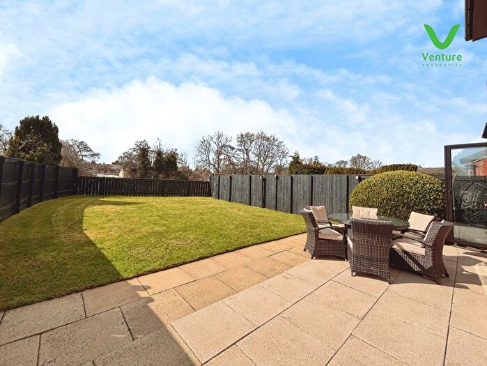 3 Bedroom Semi-Detached House For Sale In Lydgate Avenue, Wolsingham, Weardale, DL13