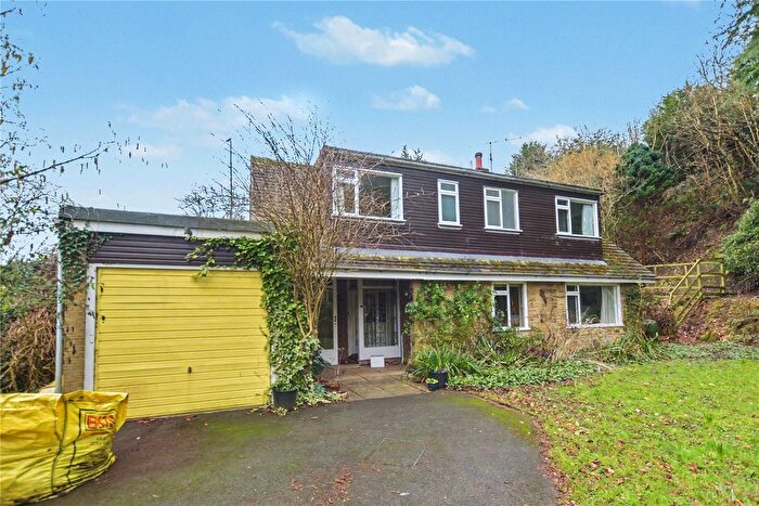 3 Bedroom Bungalow For Sale In Willow Court, Pool In Wharfedale, Otley, West Yorkshire, LS21