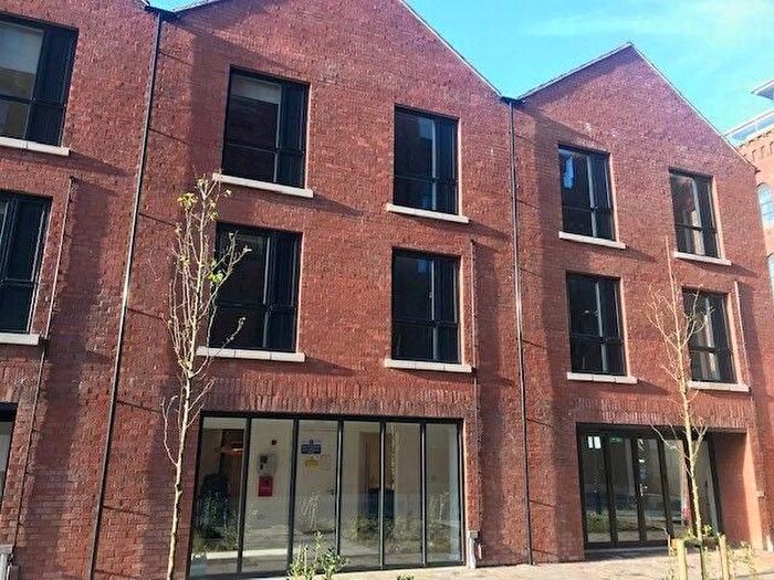 2 Bedroom Flat To Rent In Cotton Grove, Stockport, SK5