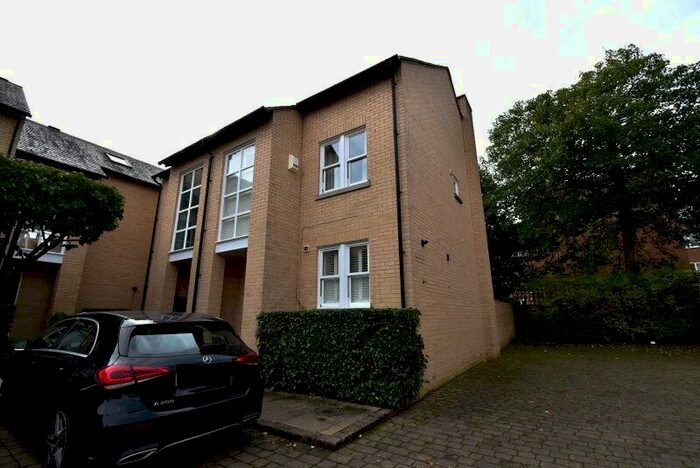 4 Bedroom House To Rent In Trafalgar Place, Didsbury, Manchester, M20
