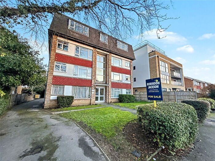 1 Bedroom Flat For Sale In Hatherley Road, Sidcup, Kent, DA14