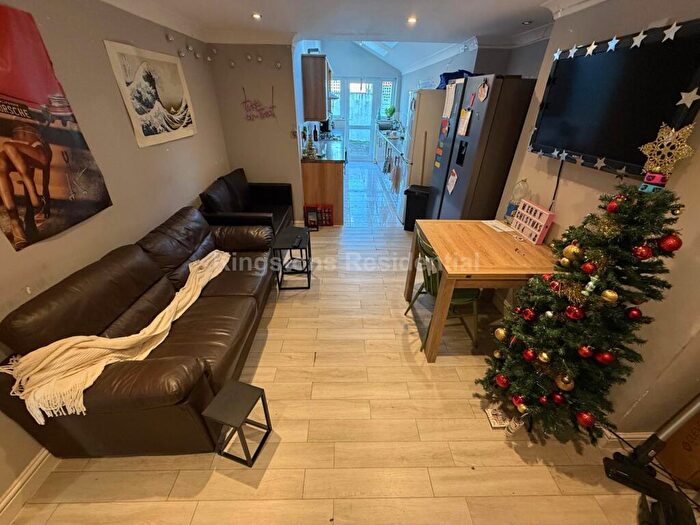 7 Bedroom Terraced House To Rent In Maindy Road, Cathays, CF24