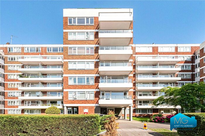 2 Bedroom Apartment To Rent In Mayflower Lodge, Regents Park Road, London, N3