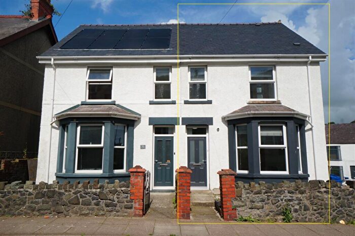 5 Bedroom House For Sale In Caernarfon Road, Bangor, LL57