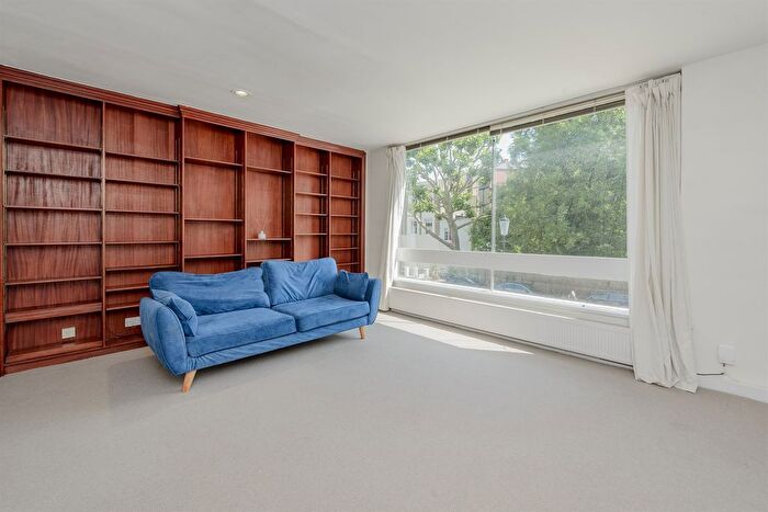 3 Bedroom Detached House To Rent In Clarendon Road, W11