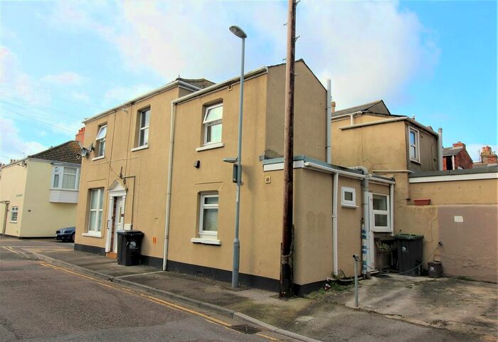 1 Bedroom Flat To Rent In Brownlow Street, Weymouth, DT4